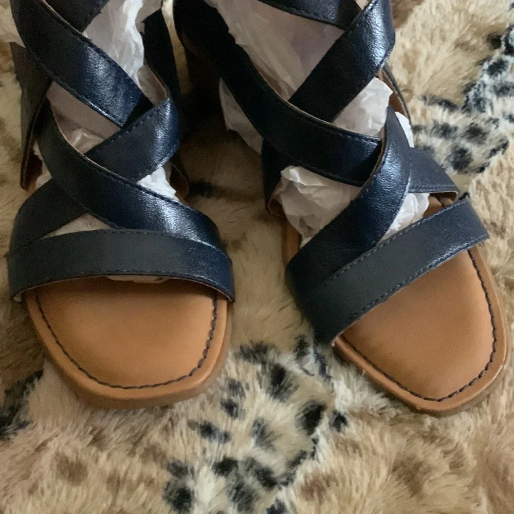 BORN B.O.C. Criss-Cross Strap Sandals / Heels — 6 - Picture 2 of 10